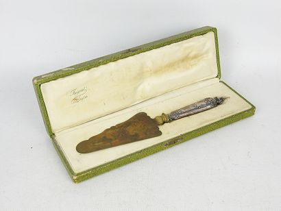 LOT comprising silver-plated serving ladle,...