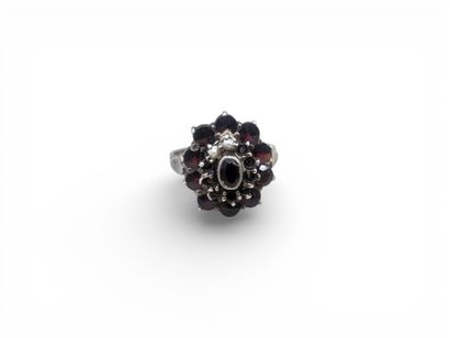 Bague régionale florale en argent 925 millièmes...