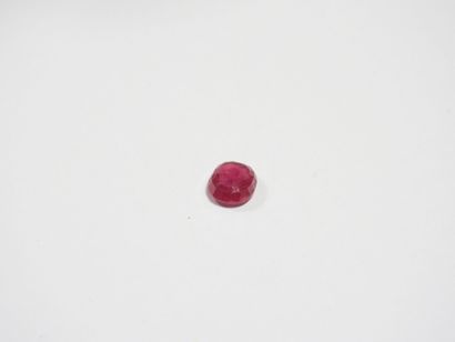 RUBIS sur feuille. 8,20 ct (traité).