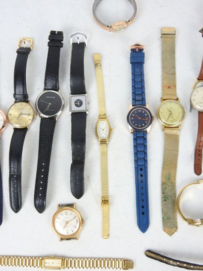 LOT OF WATCHES including Pierre Laurier,...