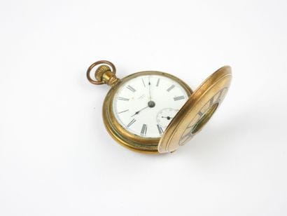 Gilt metal pocket watch IDEAL U.S.A. Attached...