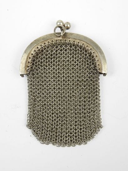 THREE 925/1000° silver mesh BOURSES. Gross...