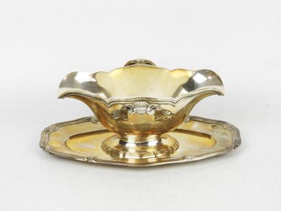 925/1000° silver SAUCIERE with shell decoration....
