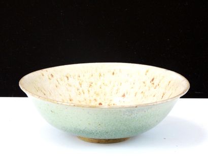 Eric SURMELY (1957-2024)
Stoneware bowl on...