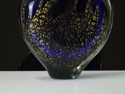 Michèle LUZORO (Born 1949).
Bottle in blown...