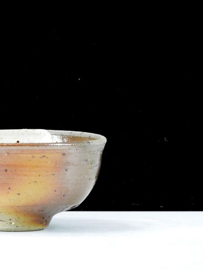 Jean LINARD (1931-2010).
Bowl on heel in...