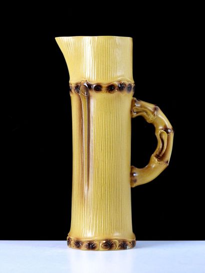 POL CHAMBOST (1906-1983) 
Ceramic pitcher...