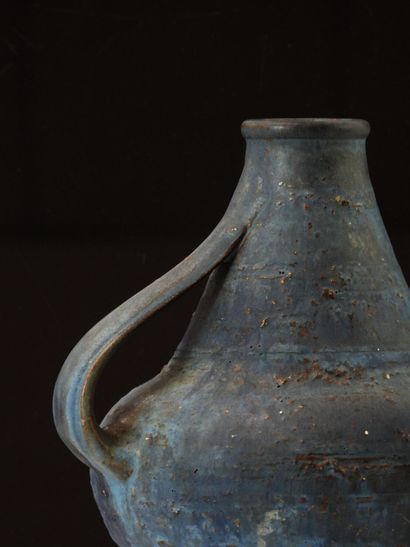 Ceramic PICHET with lumpy blue glaze.
Monogrammed...