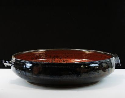 Matthieu ROBERT (born 1962).
Large two-handled...