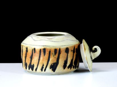 Franck ROUSSEAUX (1950-2010)...
Porcelain...
