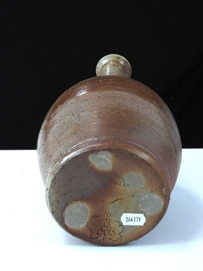 Philippe MENARD (born 1950).
Stoneware turned...