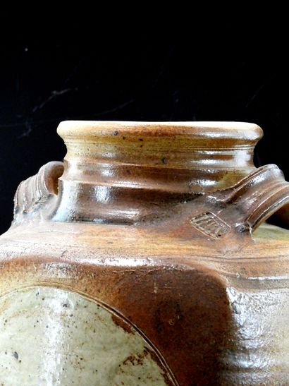 Pierre DIGAN - La Borne (18).
Stoneware vinegar...