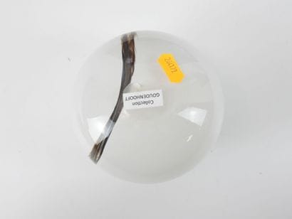 Véronique LUTGEN (born 1962). 
Ball vase...