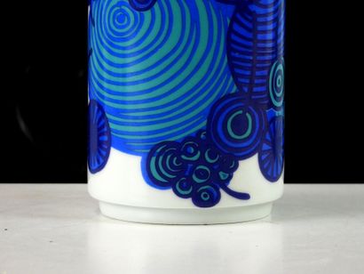 THOMAS, GERMANY.
Porcelain decanter with...
