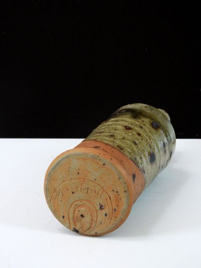 BERENGEVILLE.
Partially enameled stoneware...