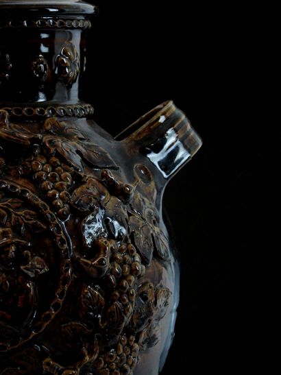 Philippe MENARD (born 1950).
Large stoneware...
