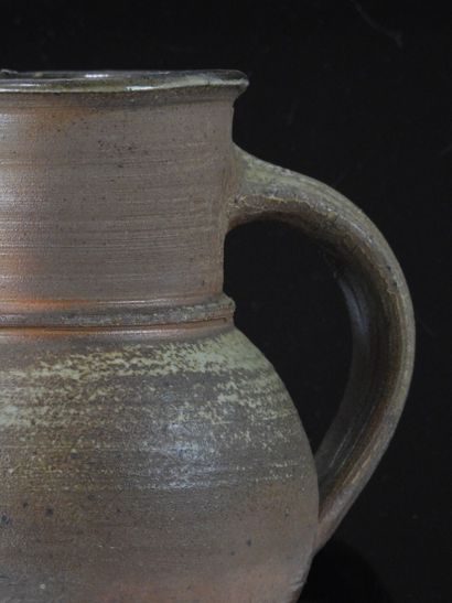 Philippe MENARD (born 1950).
Wood-fired stoneware...
