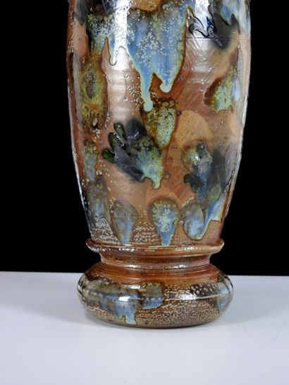 Richard DEWAR (1948) 
Stoneware vase, iron...