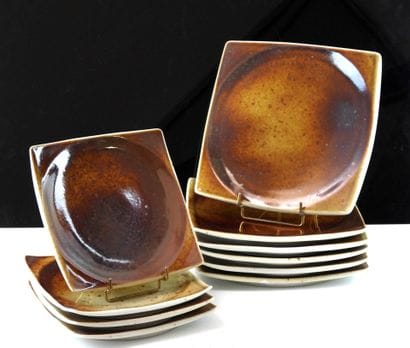 VIREBENT. - Lot
Reunion of six large porcelain...