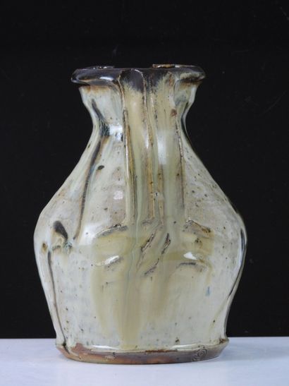 Christine PEDLEY (born 1945).
Enameled stoneware...
