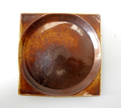 VIREBENT. - Lot
Reunion of six large porcelain...
