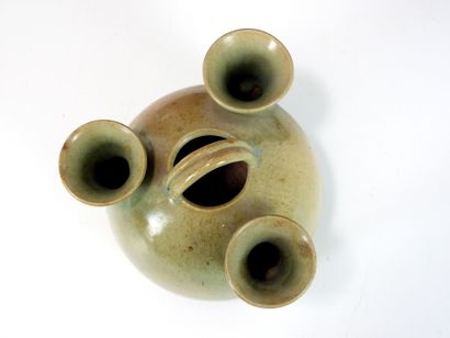 Charles GREBER (1820-1898) 
Stoneware flower-picker...