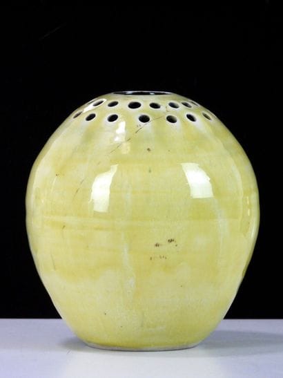 Michel BEOK (20th)
Yellow-glazed ceramic...