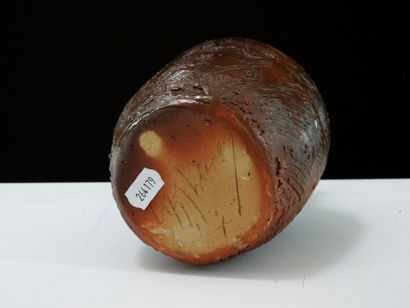 Georges SYBESMA (born 1960). 
Stoneware ring-neck...