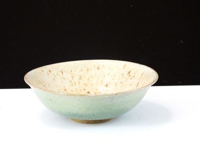 Eric SURMELY (1957-2024)
Stoneware bowl on...