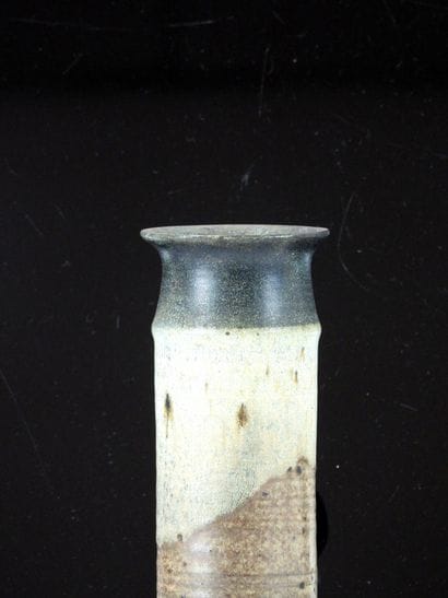 BERENGEVILLE.
Brown, beige and black glazed...