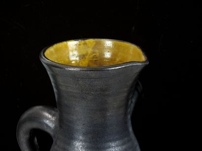 DRILLON (Marc Drillon) 
Matte black pitcher...
