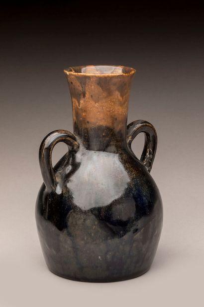 Lucien TALBOT (XX) - La Borne (18).
Vase...
