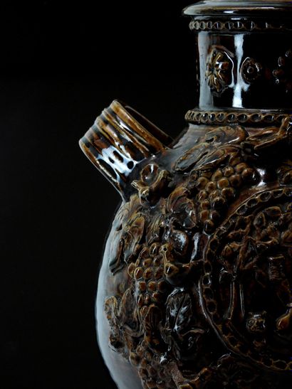 Philippe MENARD (born 1950).
Large stoneware...