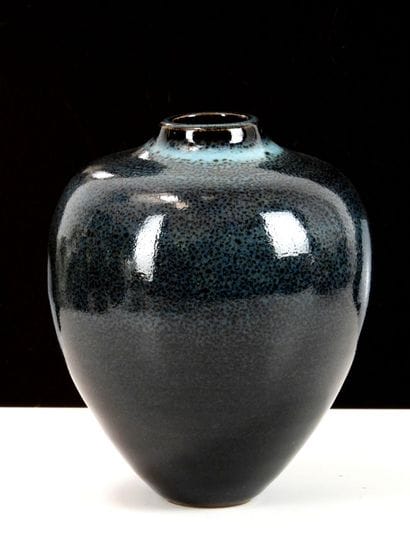 Jean-François FOUILHOUX (born 1947)
Midnight-blue...
