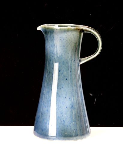 VIREBENT. 
Three blue enameled porcelain...