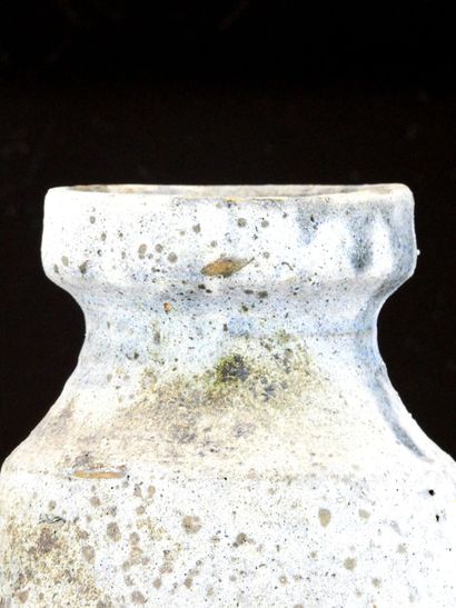 Michel WOHLFAHRT (1949).
Grey stoneware vase.
Signed.
H:...