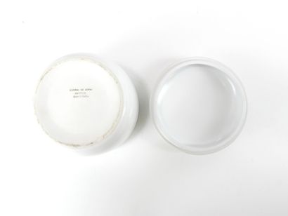 VIREBENT.
Set of three covered bonbonnières...