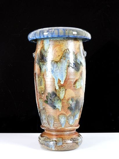 Richard DEWAR (1948) 
Stoneware vase, iron...