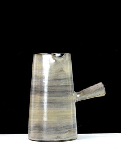 Jacques POUCHAIN (1927 - 2015).
Ceramic side-handle...