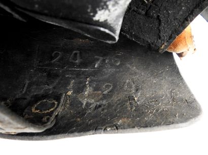 EQUIPMENT. Model 1845 infantry gibern in...