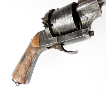 ARMES à FEU. ESPAGNE. Revolver à broche système...