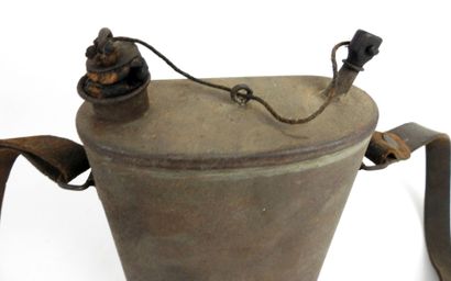 EQUIPMENT. Rectangular tin-plated iron regulation...