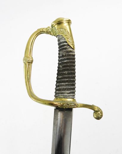 ARMES BLANCHES. Sabre modèle 1821 d'officier...