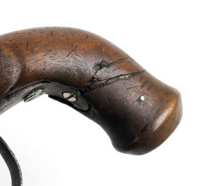 ARMES à FEU. Pistolet à coffre à percussion,...