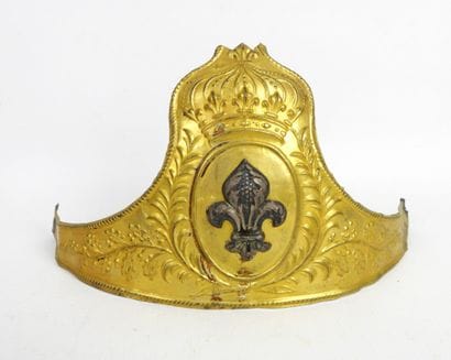 CUIVRERIES. Bandeau de casque d'officier...