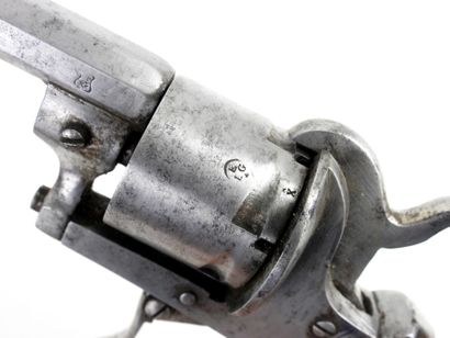 ARMES à FEU. BELGIQUE. Revolver à broche...