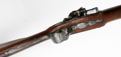 ARMES à FEU. Tromblon à monture en noyer,...