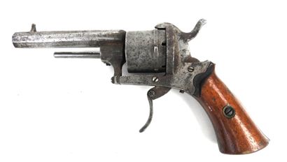 ARMES à FEU. Revolver à broche système Lefaucheux,...