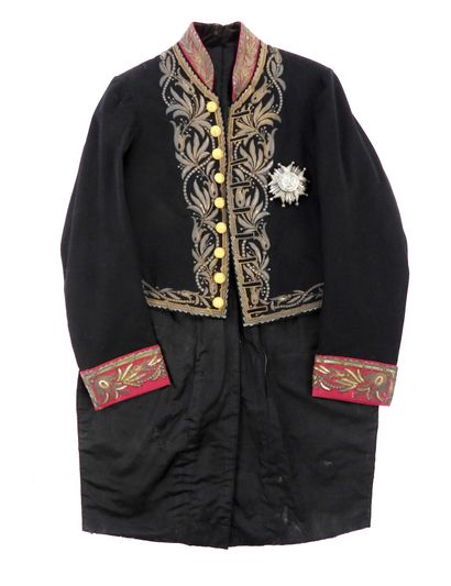 UNIFORMES. Habit brodé d'ingénieur des ponts...
