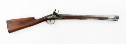 ARMES à FEU. Tromblon à monture en noyer,...